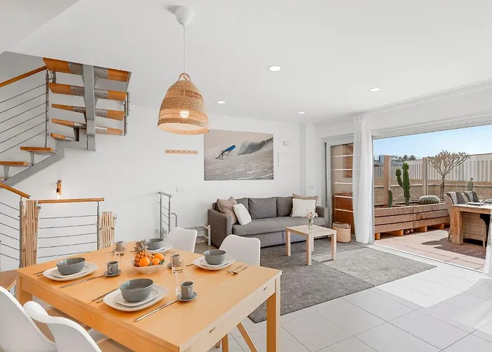 Medano4you Surfers Paradise Beachfront 아파트