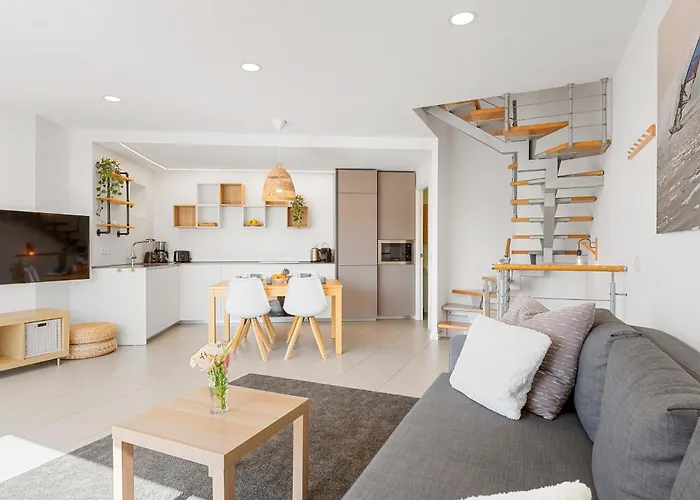 Medano4you Surfers Paradise Beachfront 아파트